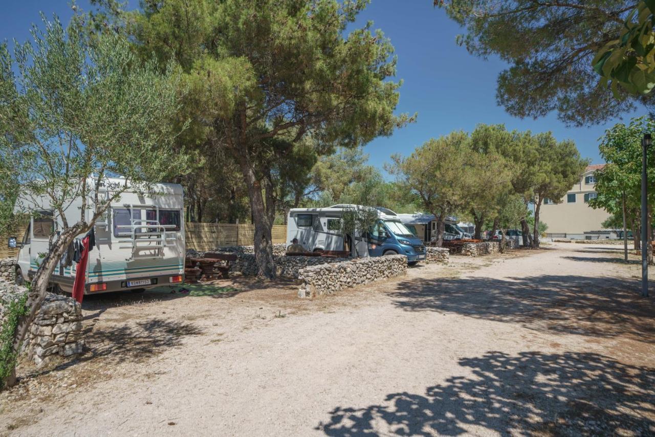 מלון לוזובאק Camping Vrata Krke מראה חיצוני תמונה
