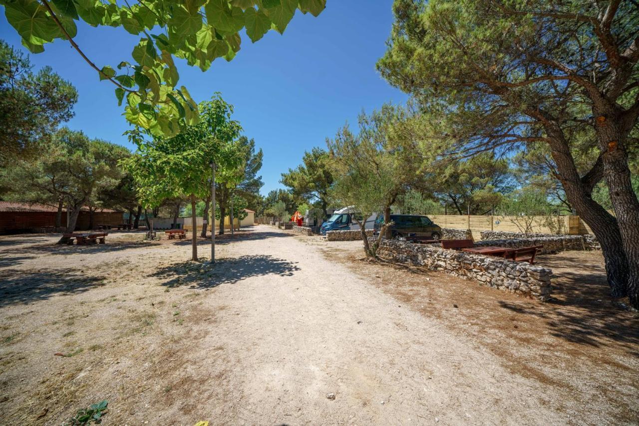 מלון לוזובאק Camping Vrata Krke מראה חיצוני תמונה